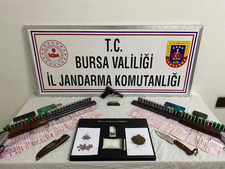 Uyuşturucu imalat ve ticaretine darbe