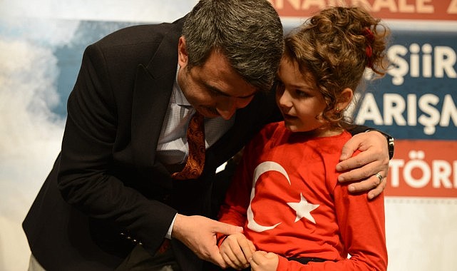 ÇANAKKALE DESTANI’NI EN İYİ ANLATAN ÖĞRENCİLER YILDIRIM’DA ÖDÜLLENDİRİLDİ