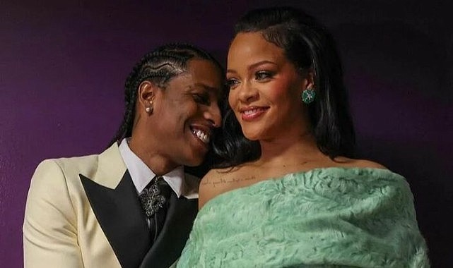 Rihanna’nın aksesuarı fiyatıyla dudak uçuklattı