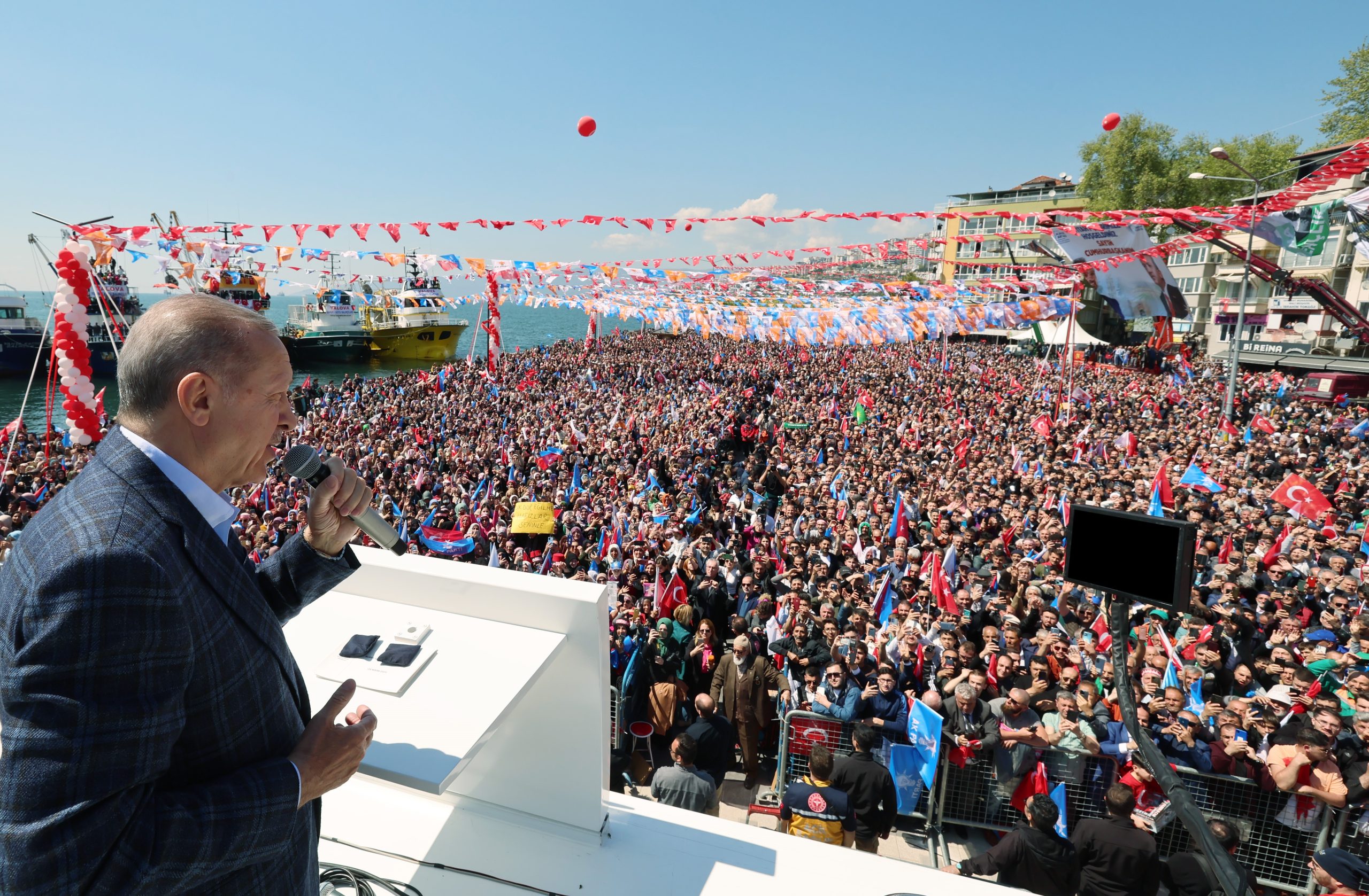 Gemlik’te Cumhurbaşkanı Erdoğan’dan esnafa müjde