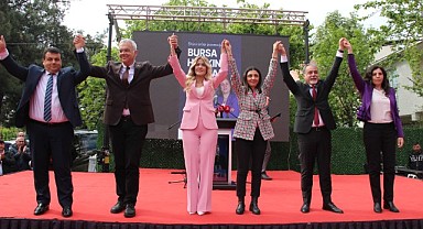 CHP Bursa Nilüfer’deki yeni ilçe binasına görkemli açılış