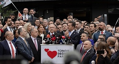 TDP Lideri Mustafa Sarıgül, Kemal Kılıçdaroğlu’na desteğini ilan etti