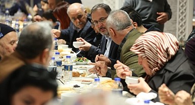 Yurtlar hem öğrencilere hem depremzedelere hizmet edecek