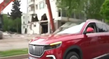 Adıyaman enkaz altında, TOGG yollarda
