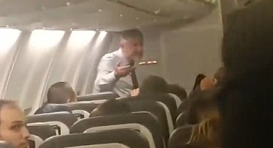 Bakan Nebati ile yolcular arasında “rötar” tartışması