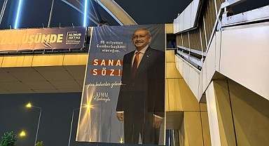 BURSA’DA KILIÇDAROĞLU AFİŞİ ASAN 5 GENÇ GÖZALTINA ALINDI