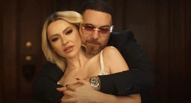 Hadise’nin dekolteli büstiyeri klibe damga vurdu