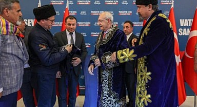 Kemal Kılıçdaroğlu, Ankara’da ülkücü kanaat önderleri ile bir araya geldi