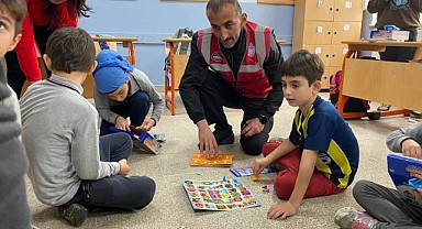OBAK 6800 Öğrenciye Yüz Yüze Afet Farkındalık Eğitimi Verdi