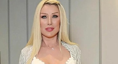 Seda Sayan, göbeğini açtı