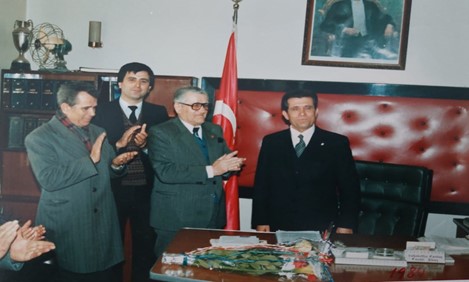 Sn. Hakkı Çakır’ın 1984 seçimlerinden sonra görevi Sn. Şahap Cantay’dan aldığı gün.