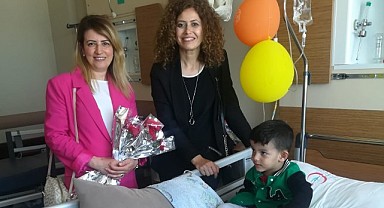Orhangazi Belediyesi Ekipleri Hastane Ziyaretlerini Sürdürüyor