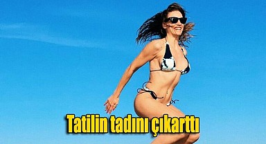 Serenay Sarıkaya tatilde