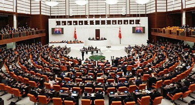 Yeni yasama dönemi yoğun gündemle başlayacak