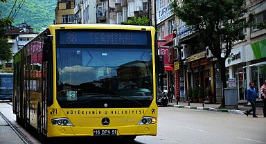 Bursa’da Minibüs Şoföründen Skandal: Hakaret, Beddua ve Saldırı