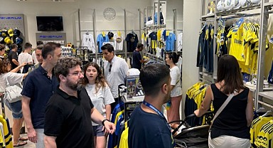 Finansçı Fenerbahçeliler Derneği’nden Dünya Fenerbahçeliler Günü’nde Anlamlı Buluşma