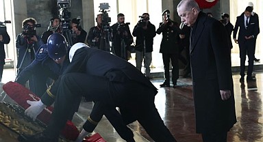 Devlet Erkanı Ata’nın Huzurunda