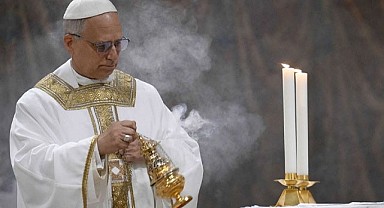 Tarihi Ziyaret: “Papa Leo Yarın Türkiye’de”