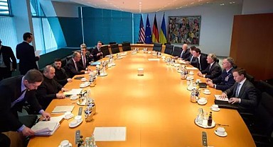 Berlin’de Kritik Zirve