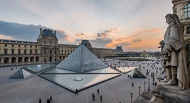 Louvre Müzesine Yeni Başkan