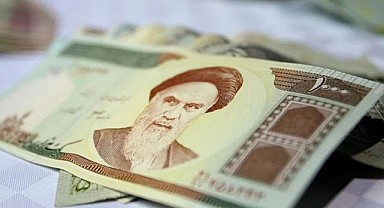 ABD Ablukası Sürerken İran Ekonomisi Sarsıldı