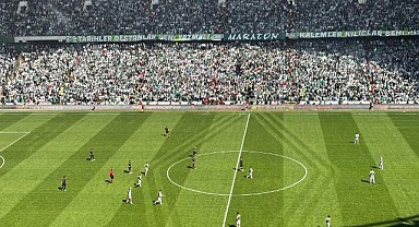 Bursaspor’dan Şampiyonluk Gecesinde Gol Şov!