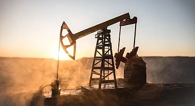 ABD–İran Anlaşma Beklentisi Petrolü Baskıladı