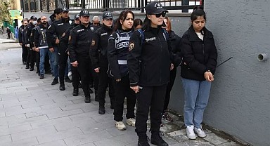 Kendini Kamu Görevlisi Olarak Tanıtan Çete Çökertildi