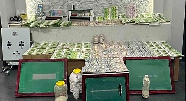 Evden balya balya para çıktı